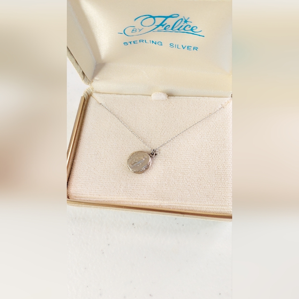 Vtg Sterling Silver Mary Religious Medallion Necklace NEVER WORN NOS Felice w/Bx - Picture 11 of 16